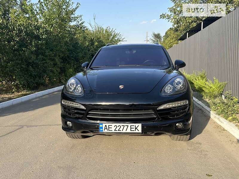 Внедорожник / Кроссовер Porsche Cayenne 2013 в Днепре
