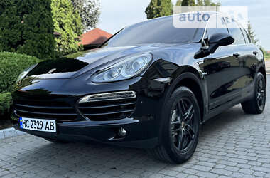 Позашляховик / Кросовер Porsche Cayenne 2012 в Тернополі