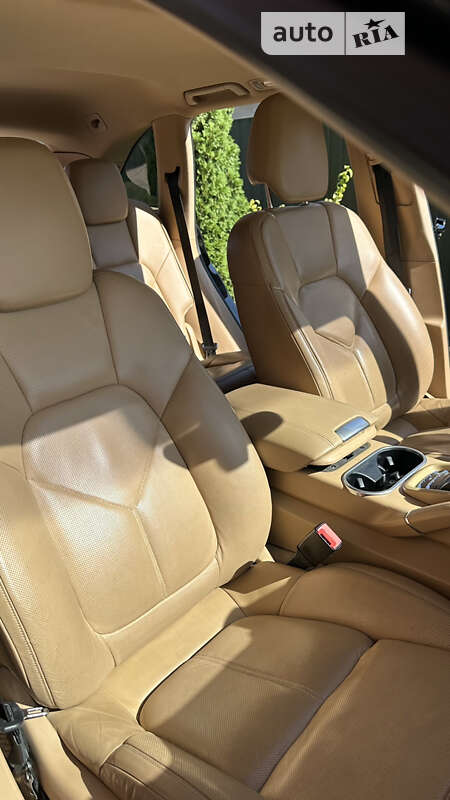 Позашляховик / Кросовер Porsche Cayenne 2013 в Житомирі фото 6 Позашляховик / Кросовер Porsche Cayenne 2013 в Житомирі