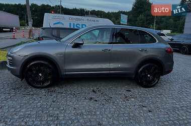 Позашляховик / Кросовер Porsche Cayenne 2012 в Львові