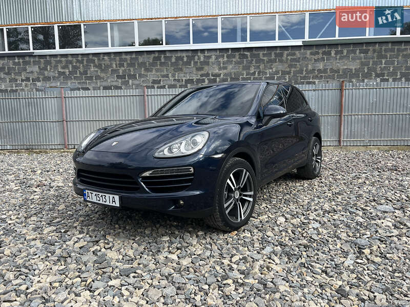 Позашляховик / Кросовер Porsche Cayenne 2011 в Калуші