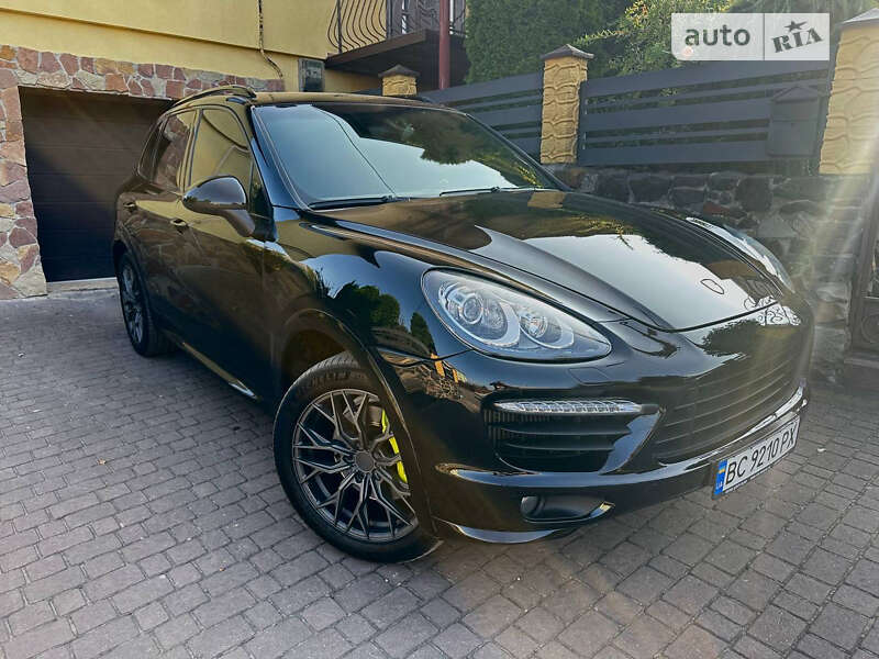 Внедорожник / Кроссовер Porsche Cayenne 2013 в Львове