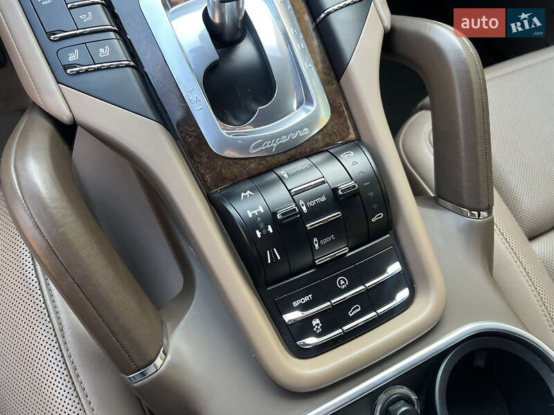 Внедорожник / Кроссовер Porsche Cayenne 2012 в Луцке фото 23 Внедорожник / Кроссовер Porsche Cayenne 2012 в Луцке
