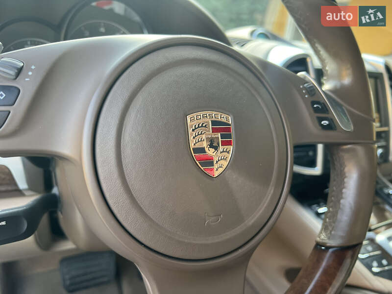 Внедорожник / Кроссовер Porsche Cayenne 2012 в Луцке фото 27 Внедорожник / Кроссовер Porsche Cayenne 2012 в Луцке