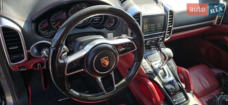 Внедорожник / Кроссовер Porsche Cayenne 2015 в Черновцах фото 17 Внедорожник / Кроссовер Porsche Cayenne 2015 в Черновцах