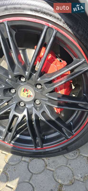 Внедорожник / Кроссовер Porsche Cayenne 2015 в Черновцах фото 27 Внедорожник / Кроссовер Porsche Cayenne 2015 в Черновцах