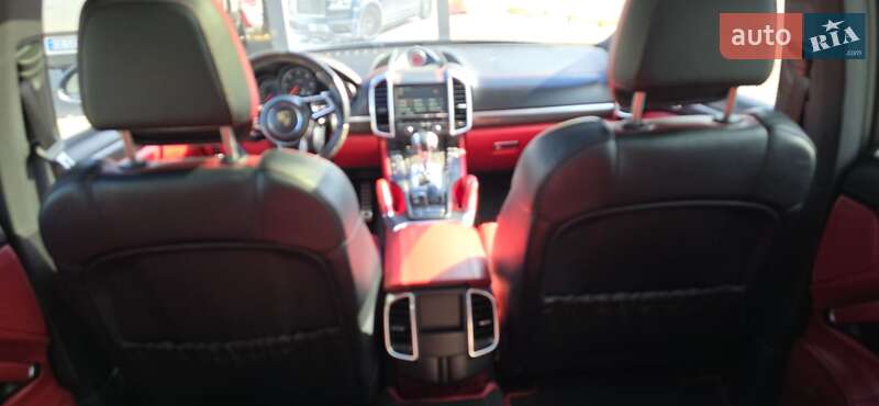 Внедорожник / Кроссовер Porsche Cayenne 2015 в Черновцах фото 46 Внедорожник / Кроссовер Porsche Cayenne 2015 в Черновцах