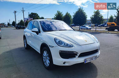 Позашляховик / Кросовер Porsche Cayenne 2011 в 