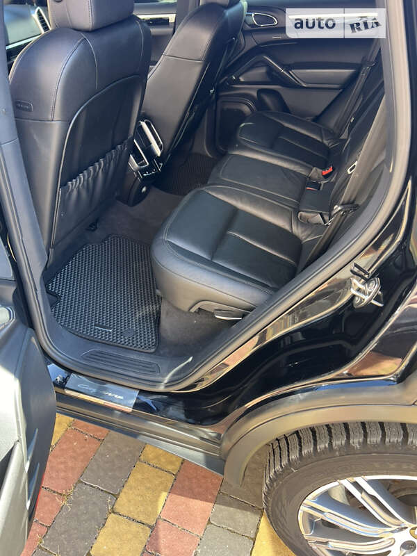 Позашляховик / Кросовер Porsche Cayenne 2011 в Івано-Франківську фото 12 Позашляховик / Кросовер Porsche Cayenne 2011 в Івано-Франківську