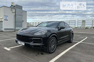 Внедорожник / Кроссовер Porsche Cayenne 2022 в Киеве