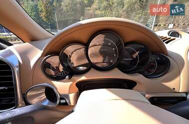 Позашляховик / Кросовер Porsche Cayenne 2014 в Києві