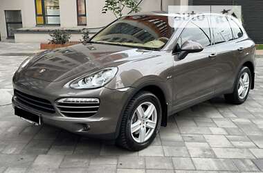 Внедорожник / Кроссовер Porsche Cayenne 2012 в Киеве