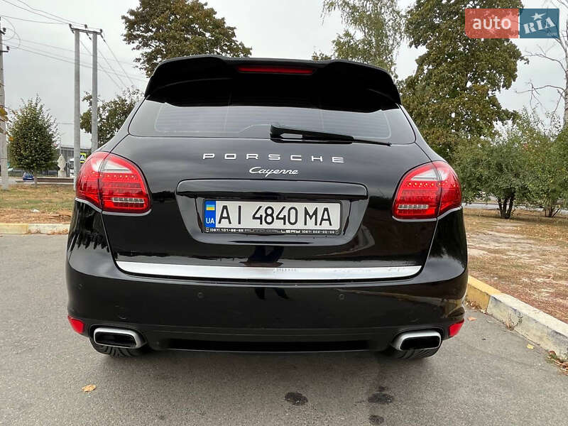 Позашляховик / Кросовер Porsche Cayenne 2013 в Бучі