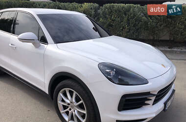 Внедорожник / Кроссовер Porsche Cayenne 2019 в 