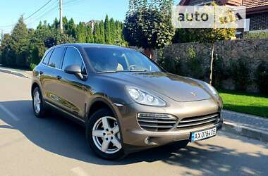 Позашляховик / Кросовер Porsche Cayenne 2012 в Києві