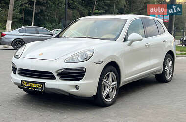 Внедорожник / Кроссовер Porsche Cayenne 2012 в Черновцах