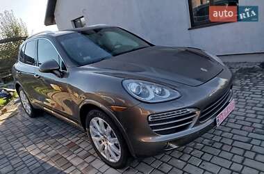 Внедорожник / Кроссовер Porsche Cayenne 2014 в Ровно