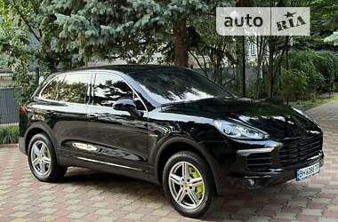 Внедорожник / Кроссовер Porsche Cayenne 2015 в Одессе