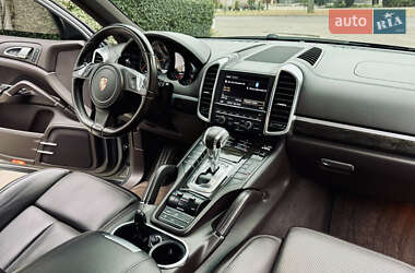 Внедорожник / Кроссовер Porsche Cayenne 2013 в Сарнах