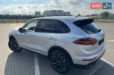 Внедорожник / Кроссовер Porsche Cayenne 2015 в Одессе