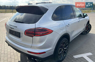 Внедорожник / Кроссовер Porsche Cayenne 2015 в Одессе