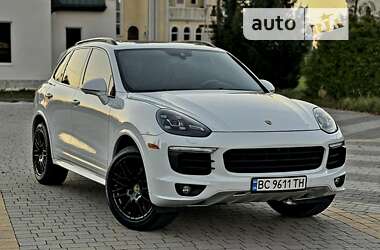 Позашляховик / Кросовер Porsche Cayenne 2017 в Львові