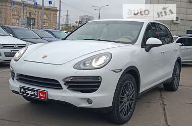 Позашляховик / Кросовер Porsche Cayenne 2014 в Харкові