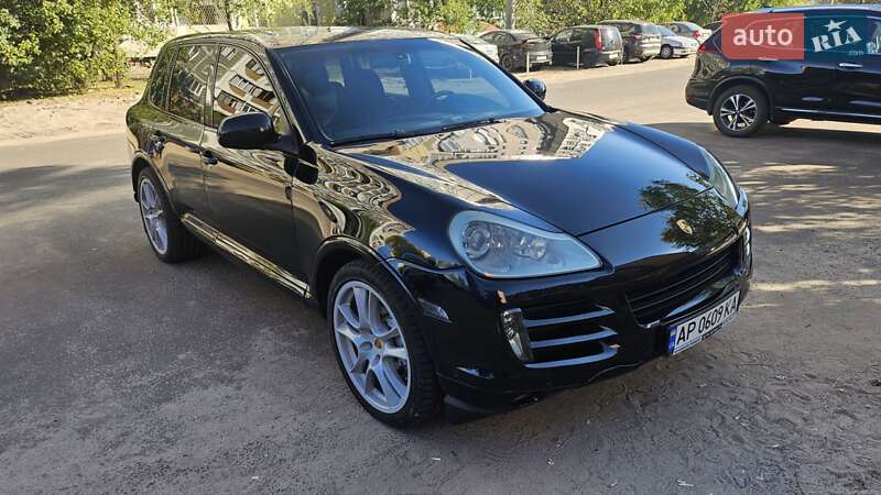 Внедорожник / Кроссовер Porsche Cayenne 2004 в Черкассах