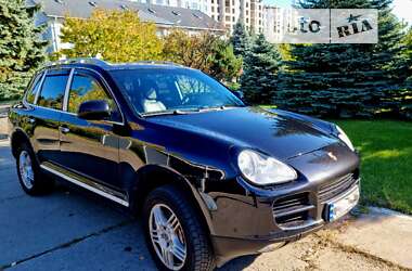 Позашляховик / Кросовер Porsche Cayenne 2005 в Києві