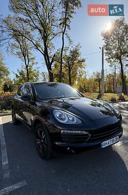 Позашляховик / Кросовер Porsche Cayenne 2011 в 