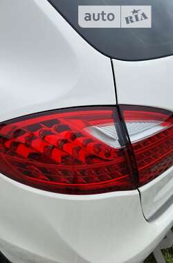 Внедорожник / Кроссовер Porsche Cayenne 2011 в 