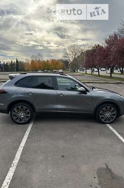 Позашляховик / Кросовер Porsche Cayenne 2017 в Львові