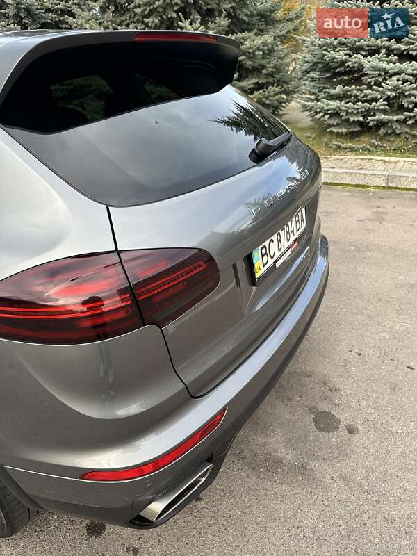 Позашляховик / Кросовер Porsche Cayenne 2017 в Львові фото 12 Позашляховик / Кросовер Porsche Cayenne 2017 в Львові