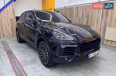 Позашляховик / Кросовер Porsche Cayenne 2016 в 