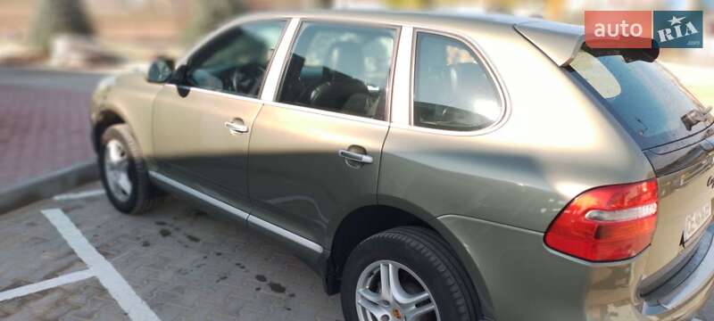 Позашляховик / Кросовер Porsche Cayenne 2008 в Чернівцях