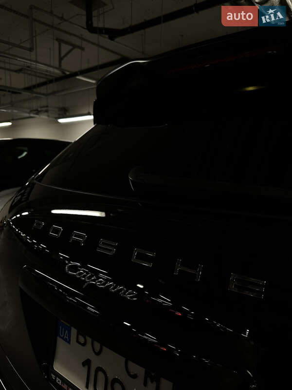 Позашляховик / Кросовер Porsche Cayenne 2013 в Тернополі