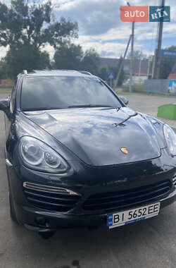 Позашляховик / Кросовер Porsche Cayenne 2010 в Лубнах