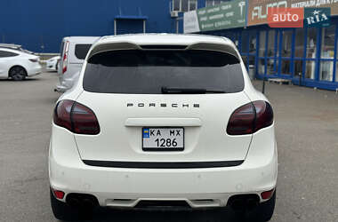 Позашляховик / Кросовер Porsche Cayenne 2011 в Києві