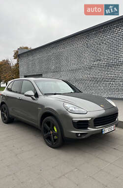 Внедорожник / Кроссовер Porsche Cayenne 2015 в Черкассах