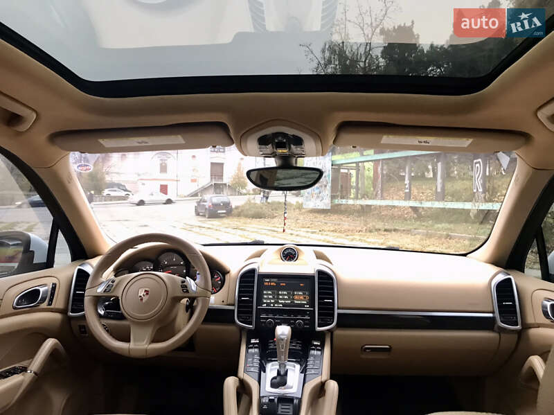 Позашляховик / Кросовер Porsche Cayenne 2013 в Вінниці