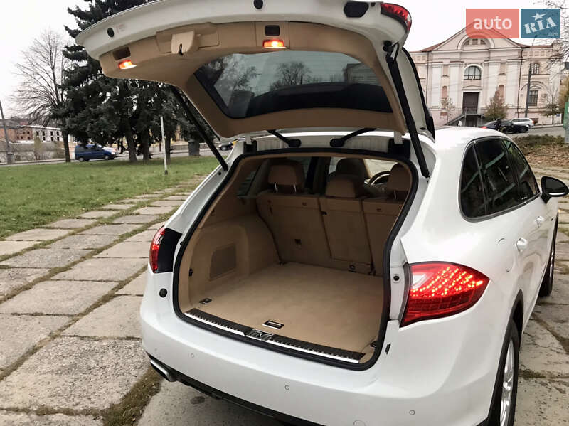 Позашляховик / Кросовер Porsche Cayenne 2013 в Вінниці