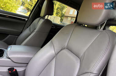 Внедорожник / Кроссовер Porsche Cayenne 2012 в 