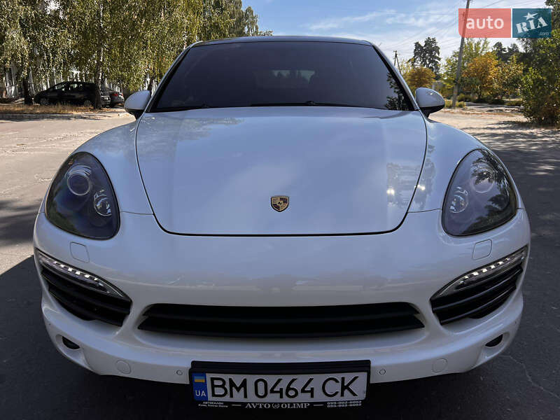Внедорожник / Кроссовер Porsche Cayenne 2012 в Ахтырке