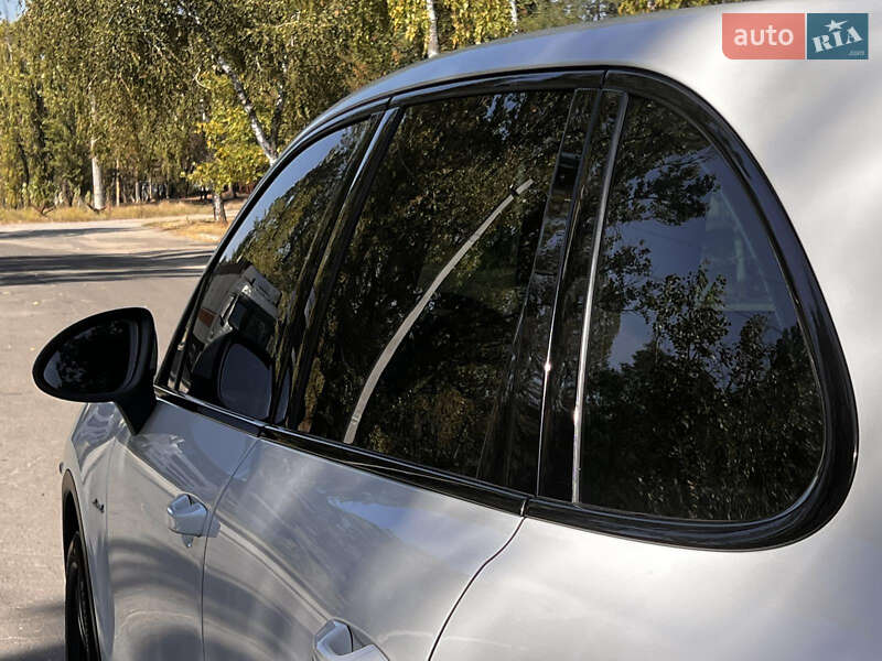 Внедорожник / Кроссовер Porsche Cayenne 2012 в Ахтырке