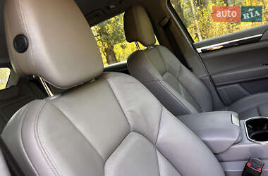 Внедорожник / Кроссовер Porsche Cayenne 2012 в 