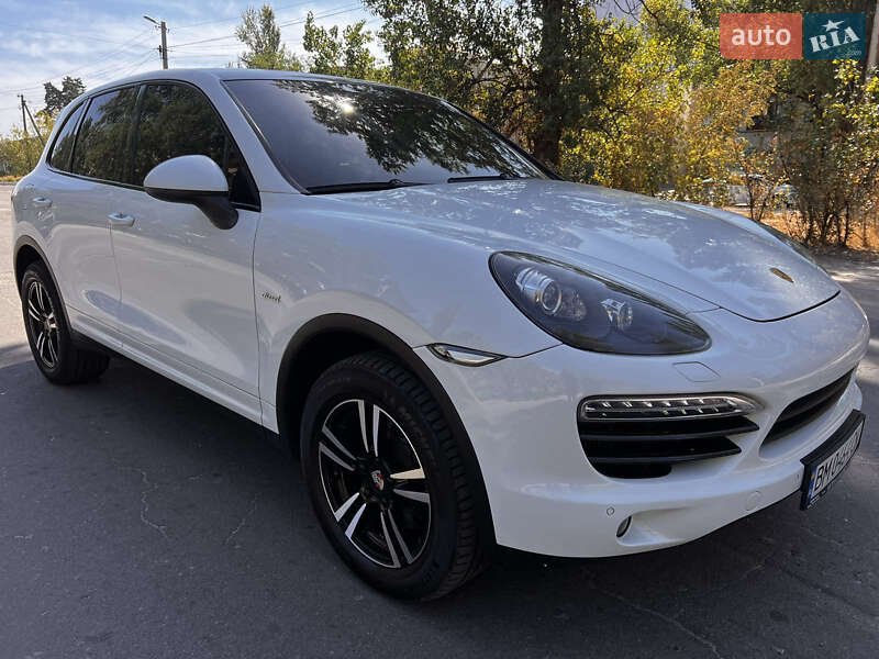 Внедорожник / Кроссовер Porsche Cayenne 2012 в Ахтырке