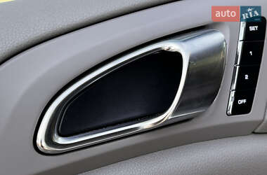 Внедорожник / Кроссовер Porsche Cayenne 2012 в 