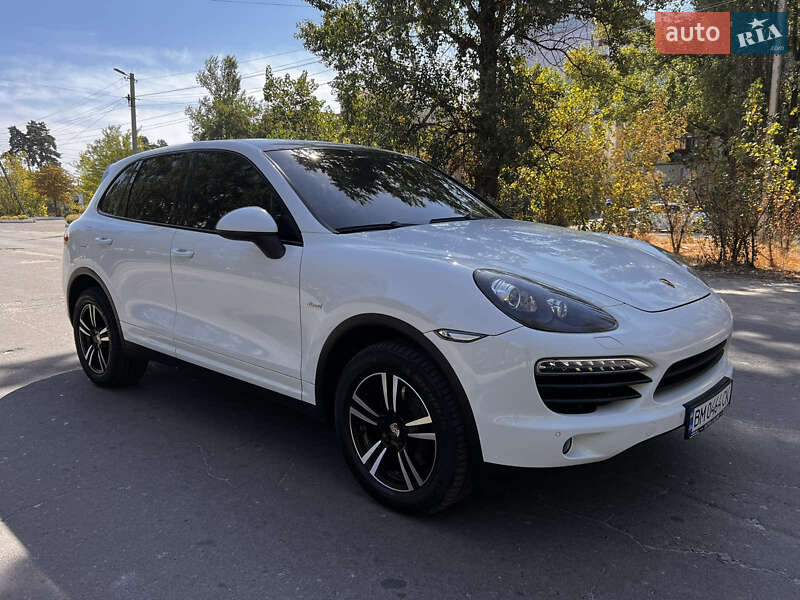 Внедорожник / Кроссовер Porsche Cayenne 2012 в Ахтырке