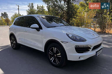 Внедорожник / Кроссовер Porsche Cayenne 2012 в 