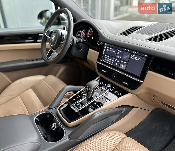 Внедорожник / Кроссовер Porsche Cayenne 2020 в Днепре
